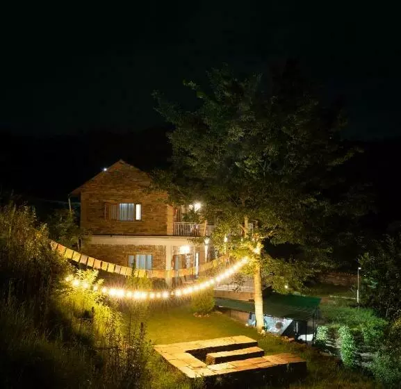 Hotelli Himkosi Farmstay