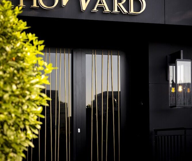 בית מלון כפרי Howard Sur Seine  Asnieres Paris La Defense