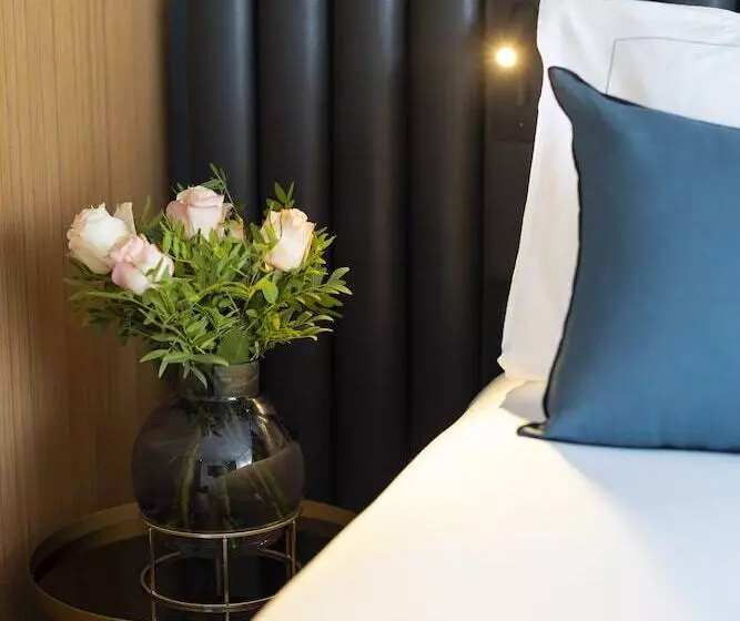 ホテル Howard Sur Seine  Asnieres Paris La Defense