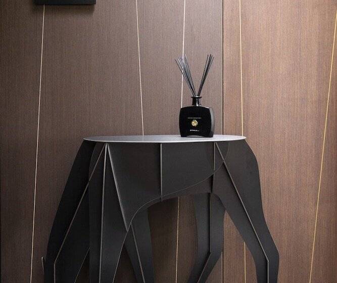 בית מלון כפרי Howard Sur Seine  Asnieres Paris La Defense