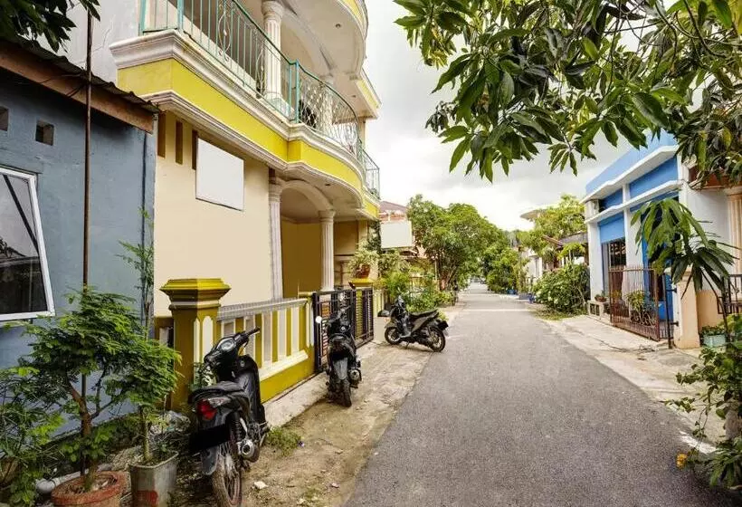 ホテル Oyo 91195 Manisee 1 Homestay Syariah