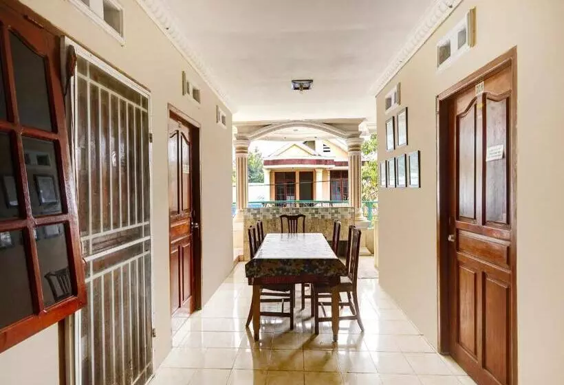 ホテル Oyo 91195 Manisee 1 Homestay Syariah