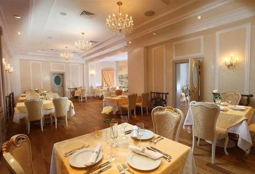 Aleksandrovski Grand Hotel Vladikavkaz