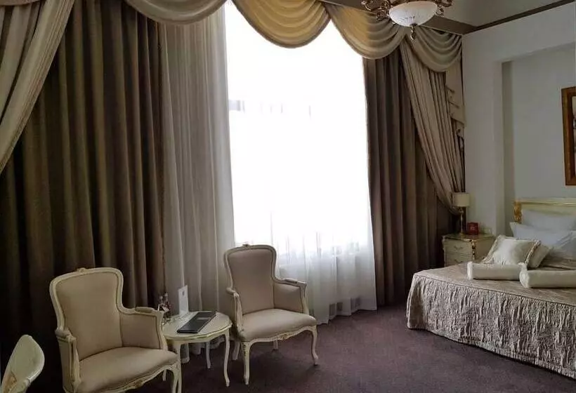 Aleksandrovski Grand Hotel Vladikavkaz