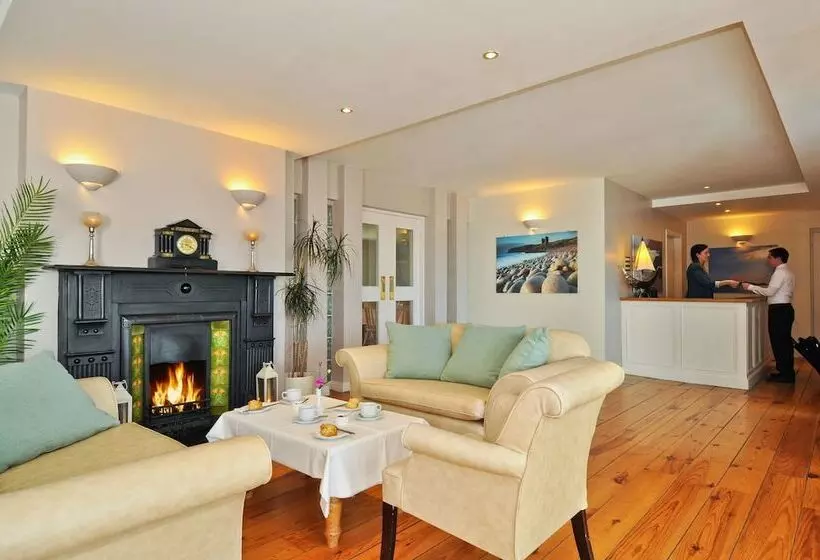 Dingle Harbour Lodge B&b