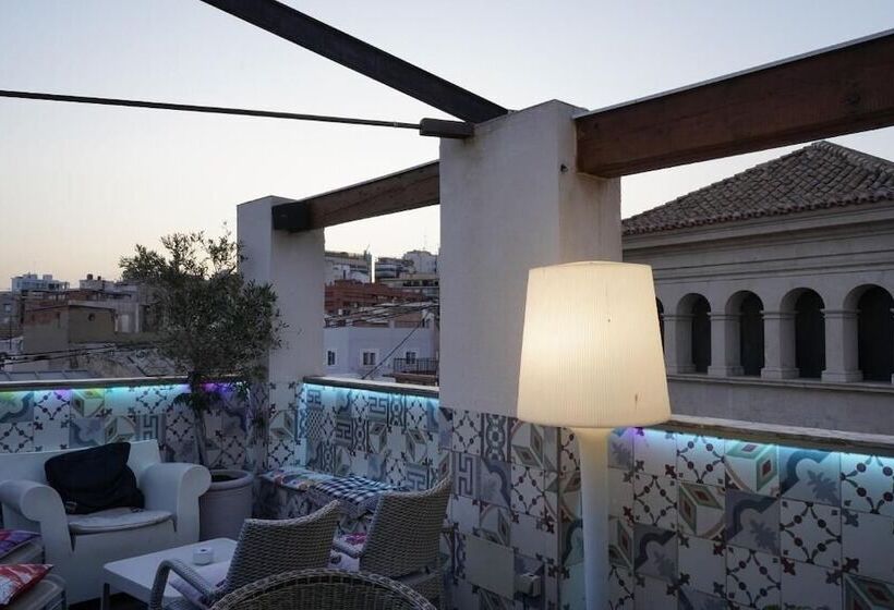 مسافرخانه Les Monges Palace Boutique