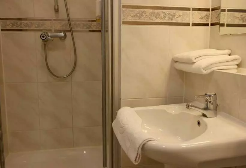 Square Boutique Hotel & Brasserie