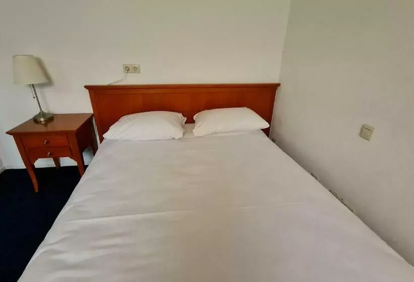 Square Boutique Hotel & Brasserie