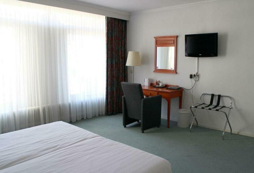 Square Boutique Hotel & Brasserie