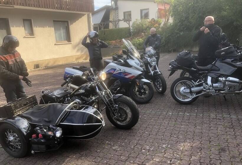 فندق Café Pension Sonnenkanzel