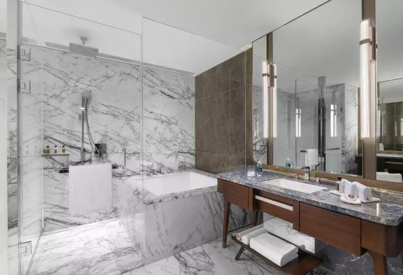 هتل City Of Dreams Macau Nüwa Macau