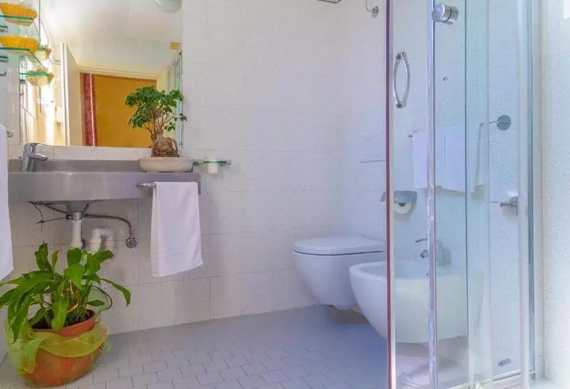 هتل Executive La Fiorita