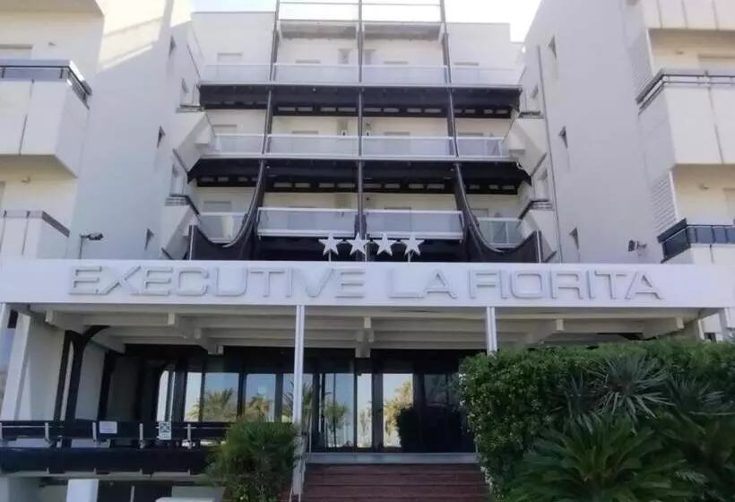هتل Executive La Fiorita