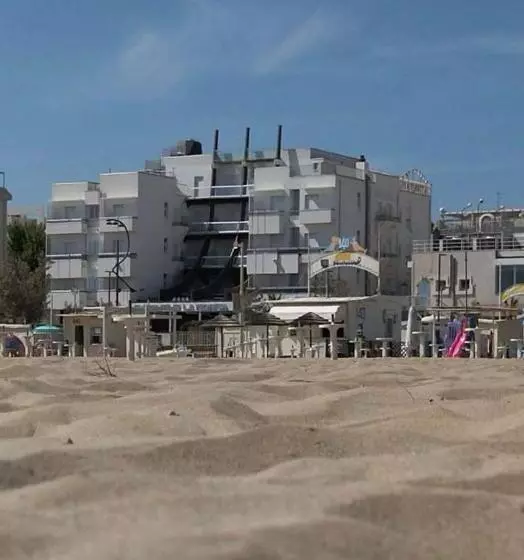 هتل Executive La Fiorita