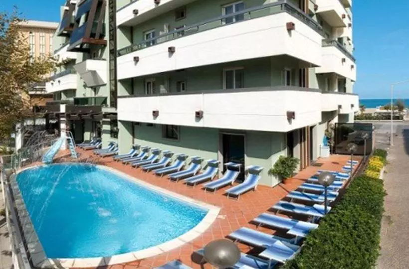 هتل Executive La Fiorita