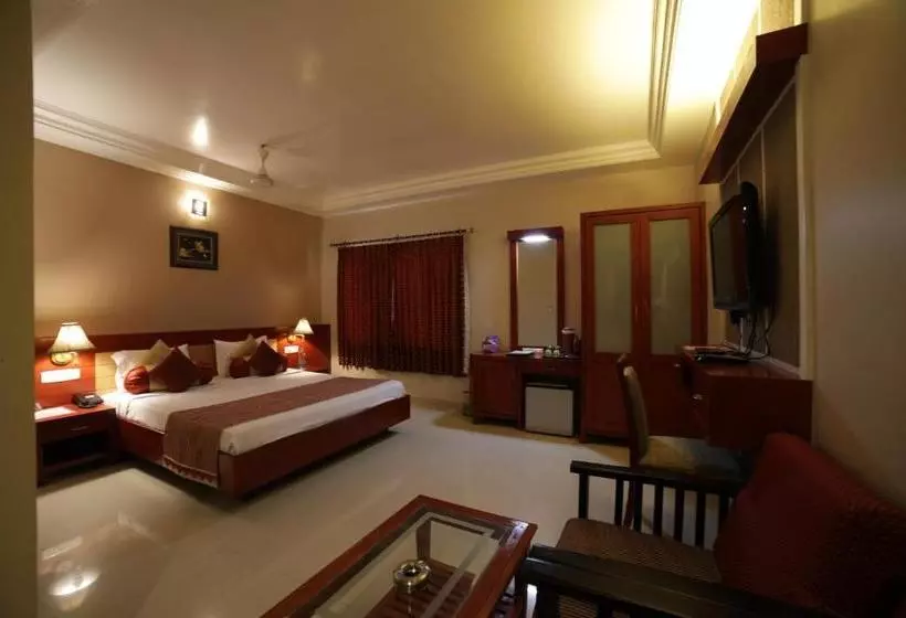 هتل Green Palace