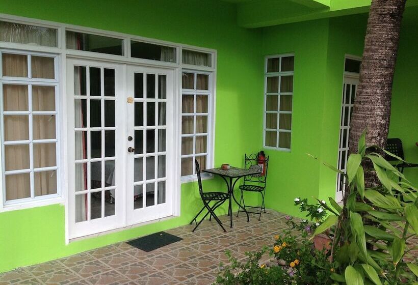 هتل Habitat Terrace