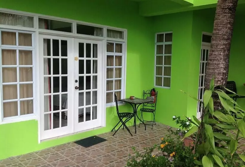 هتل Habitat Terrace