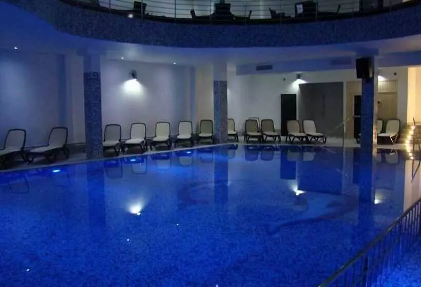 Отель Helin Aeroport Craiova