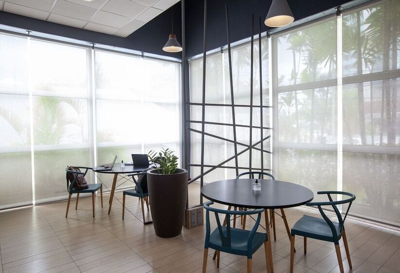 Отель Ibis Recife Boa Viagem