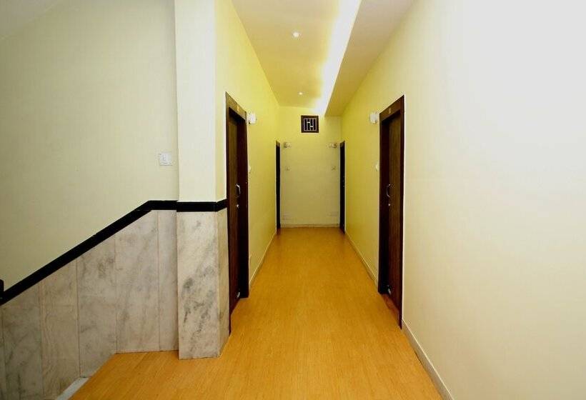 בית מלון כפרי Padmini Palace