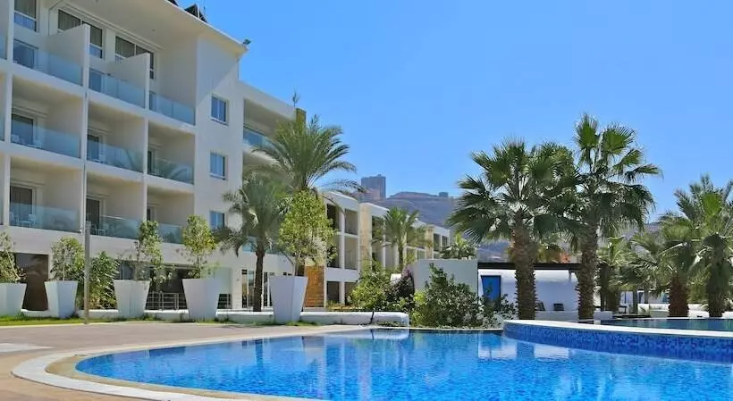 هتل Pangea Beach Resort