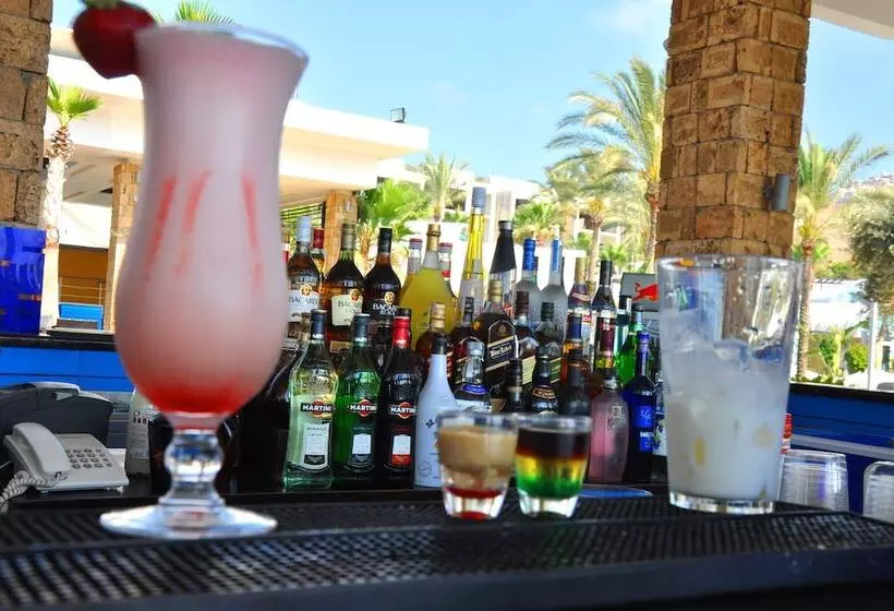 هتل Pangea Beach Resort