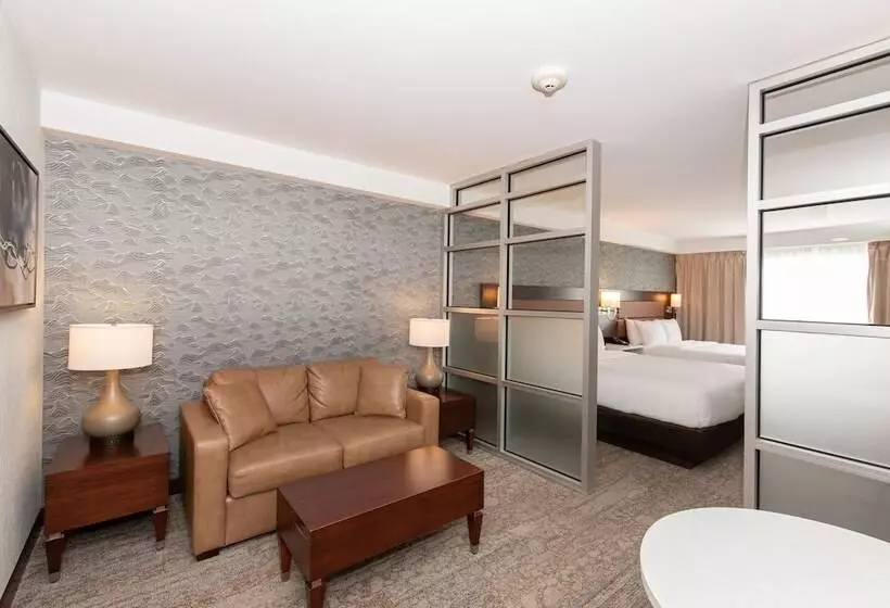 בית מלון כפרי Quality Inn & Suites