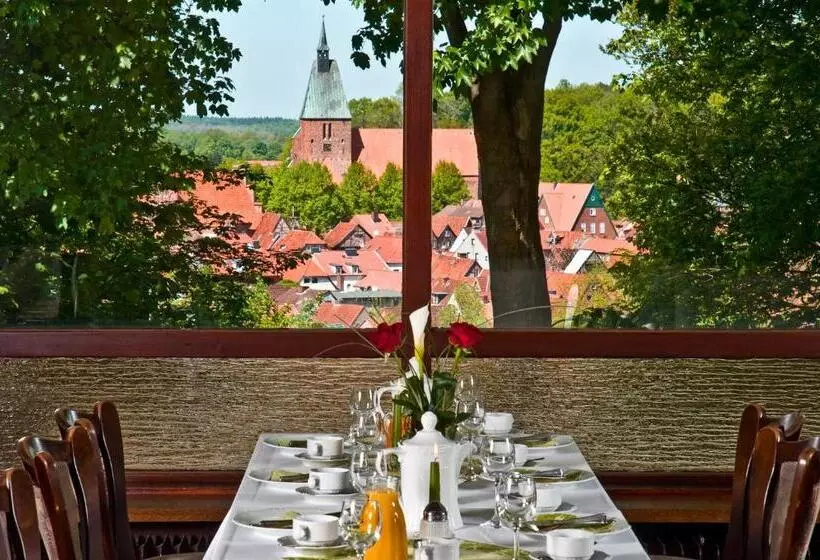 Отель Quellenhof