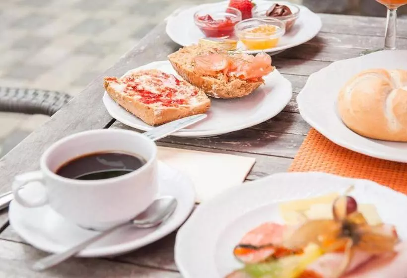 Отель Quellenhof