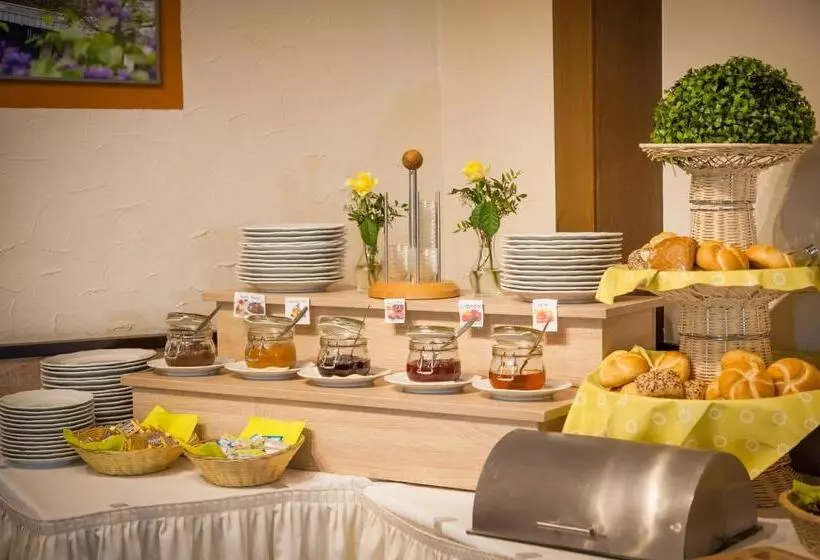 Отель Quellenhof