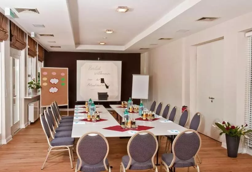 Отель Quellenhof