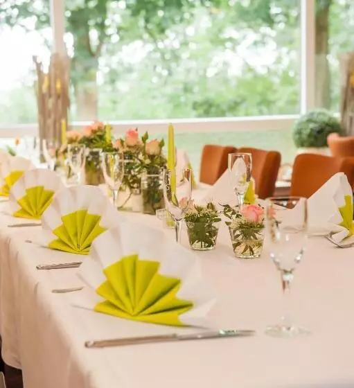 Отель Quellenhof