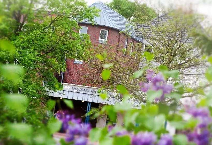 Отель Quellenhof