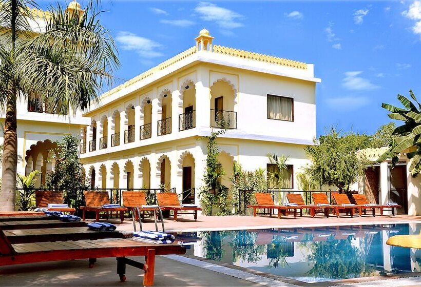 ホテル Raj Palace Resort