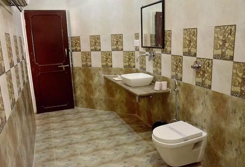 Hotel Raj Palace Resort