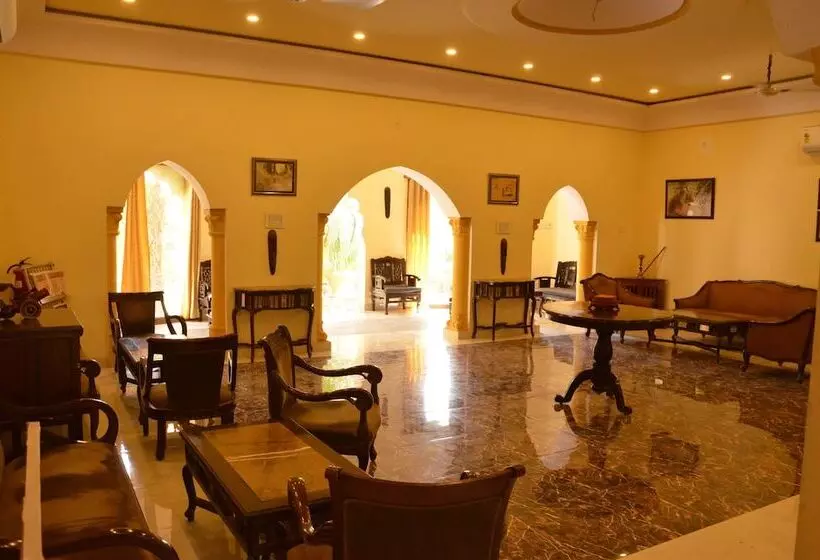 Hotel Raj Palace Resort