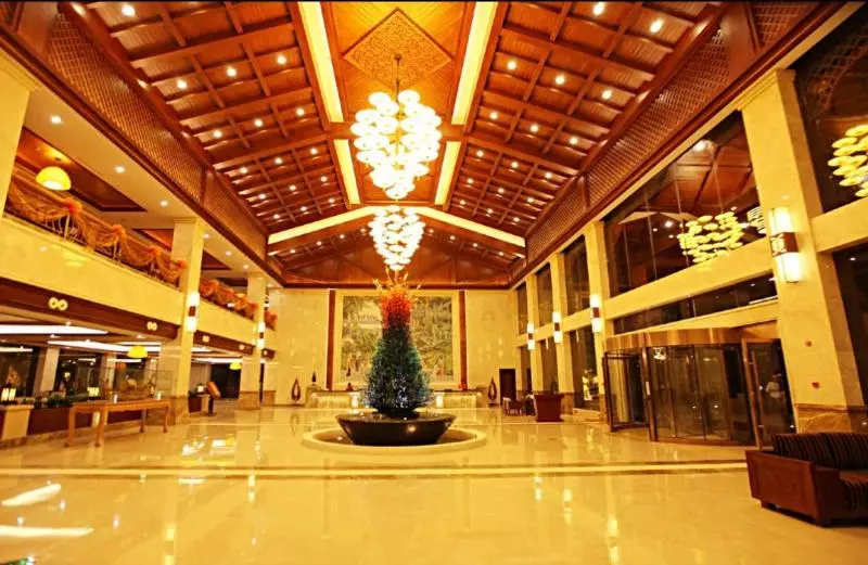 هتل Ramada Plaza By Wyndham Xishuangbanna South