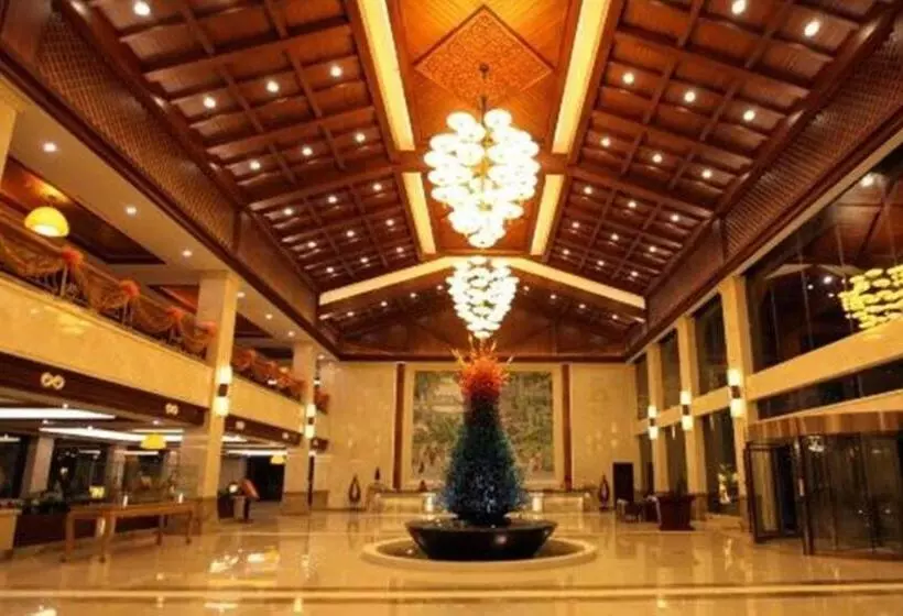 酒店 Ramada Plaza By Wyndham Xishuangbanna South