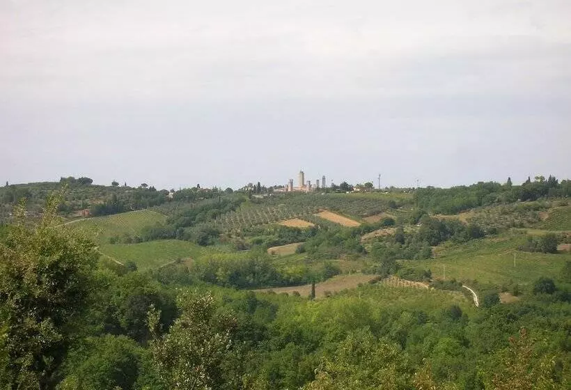 ホテル Torraccia Di Chiusi Agriturismo Relais