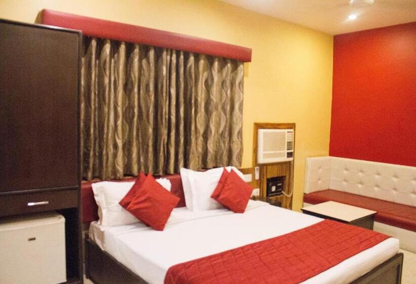 Hotel Varuna Varanasi