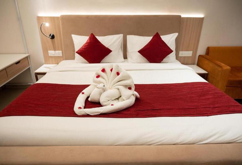 Hotel Varuna Varanasi