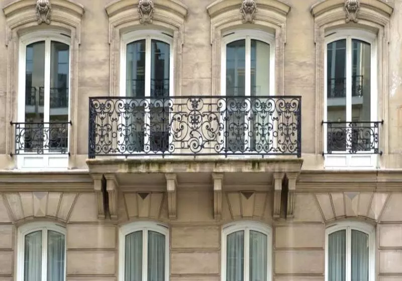 Hotel Volney Opera
