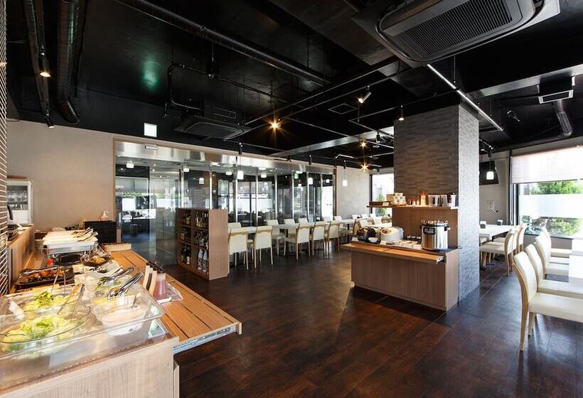 בית מלון כפרי Wing International Sagamihara