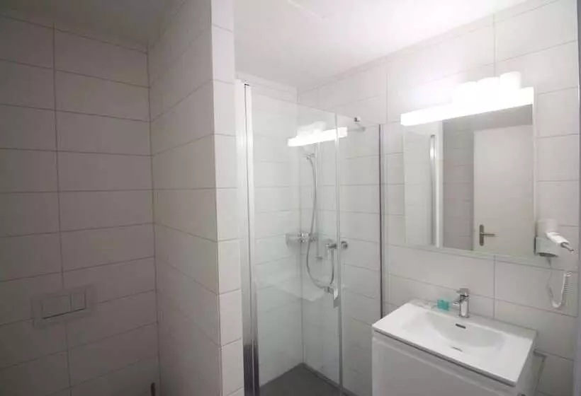 Swiss Star Zurich Airport Self Check In