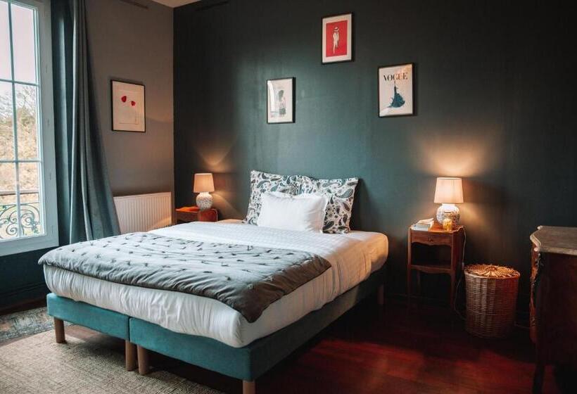 Bed and Breakfast Le Petit Château De Conteville