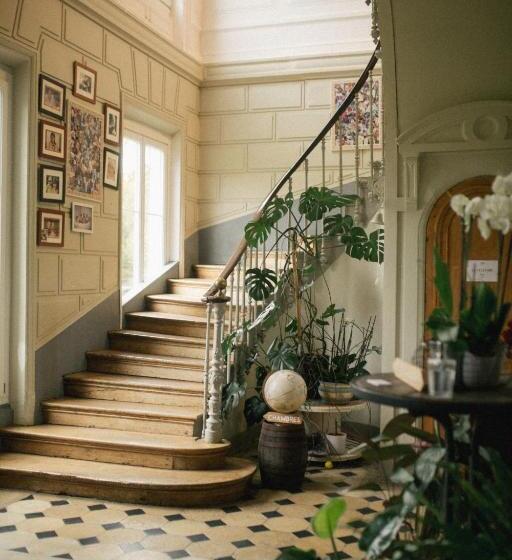 Bed and Breakfast Le Petit Château De Conteville