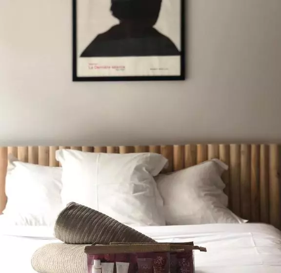 Aamiaismajoitus (B&B) Le Petit Château De Conteville