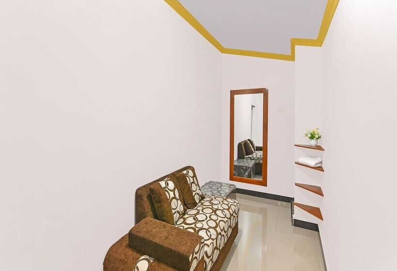 酒店 Oyo 91192 Homestay Antara