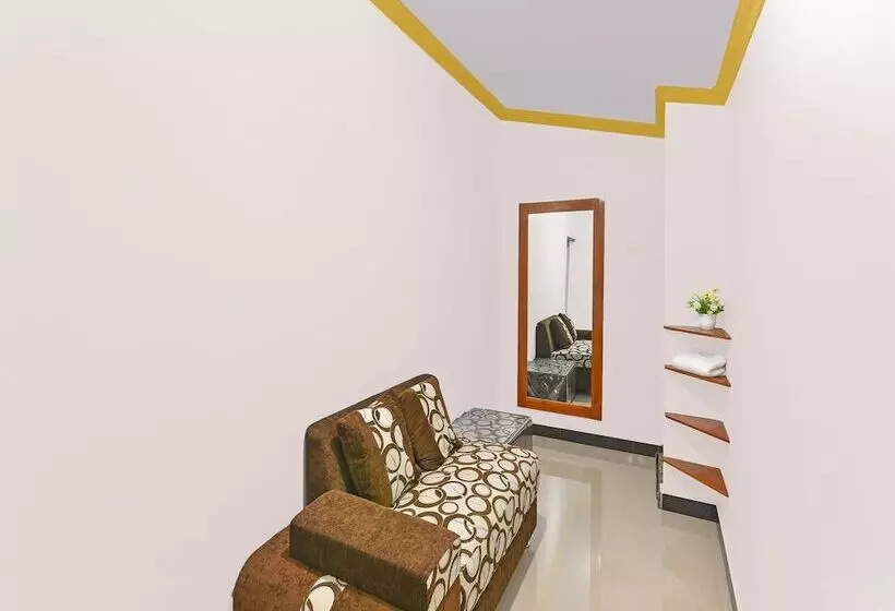 هتل Oyo 91192 Homestay Antara